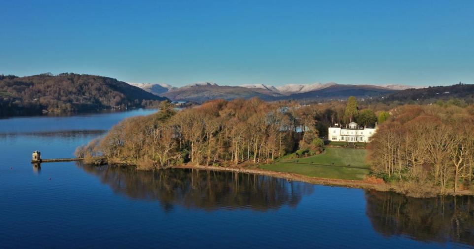 Windermere Luxury Hotel Plans Include Proposal to Dredge Lake Bed