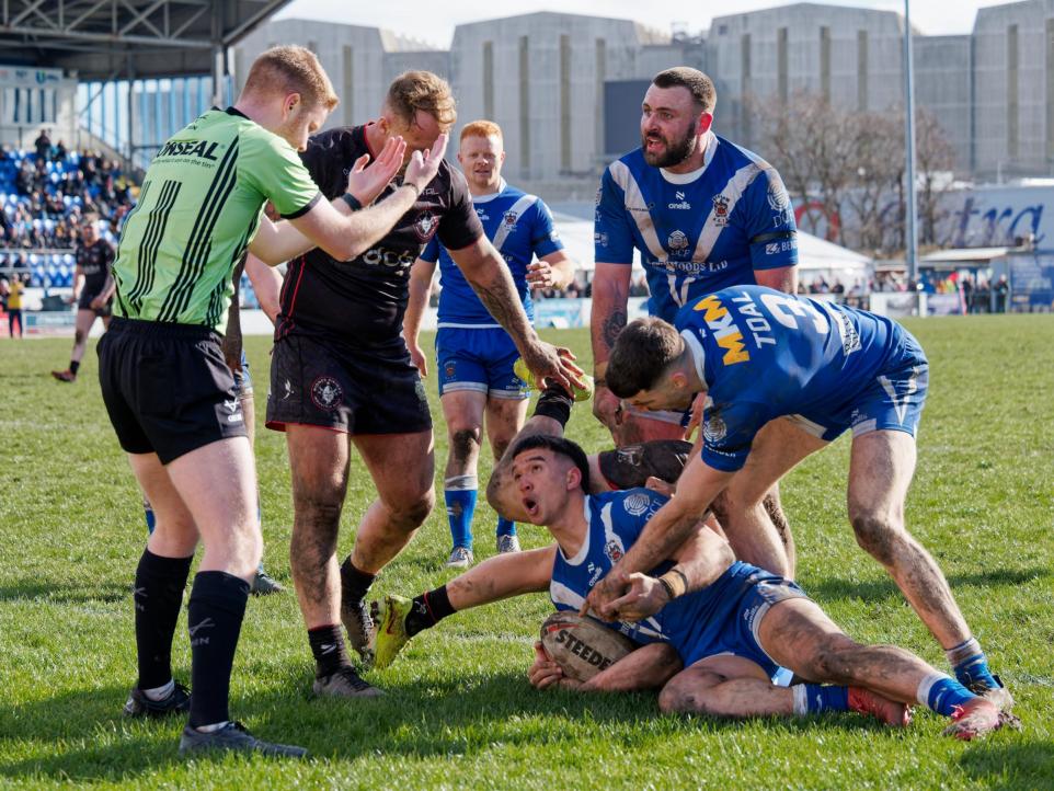 Barrow Hold Nerve to Beat Widnes