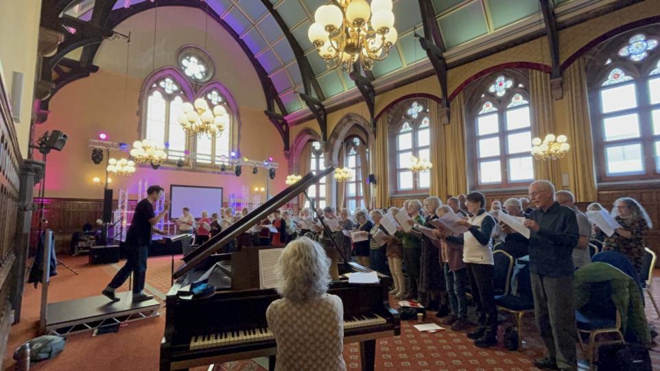 Barrow Town Hall To Host Community Singing Event Next Month.