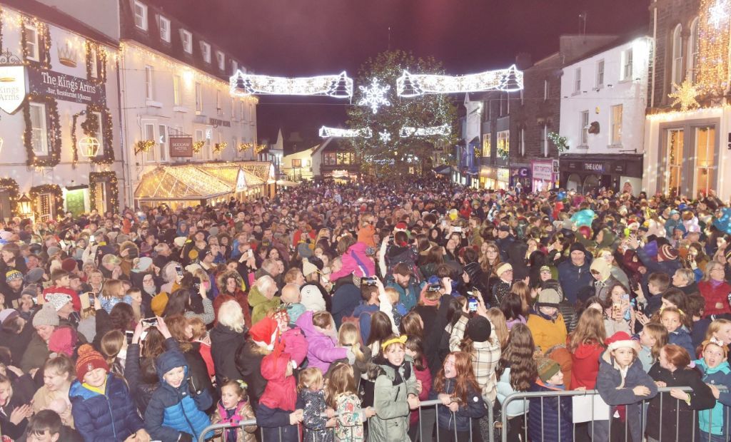 Children chosen to switch on Keswick Christmas lights