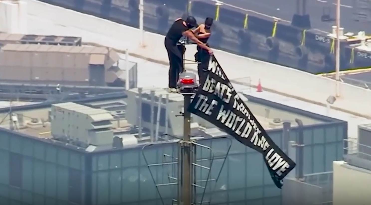 Daredevil Couple Face Court After Risking Lives in Shocking Empire State Building Proposal