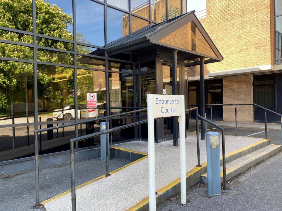 Homeless Roofer Given Suspended Sentence After Drugs and Knives Found in Whitehaven