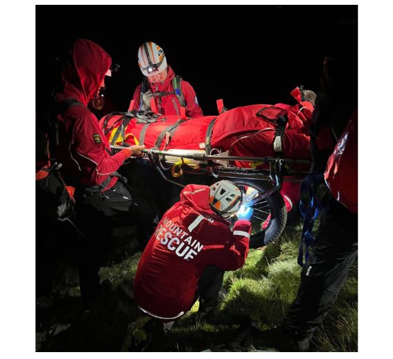 Lake District Walkers Help Rescue Injured 77 Year Old Man And Grandson