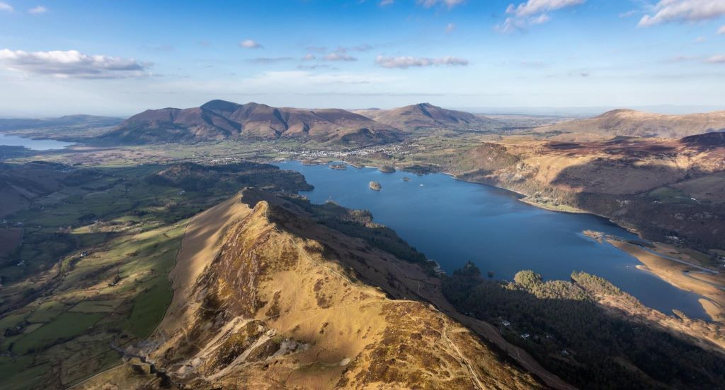 Lake District Walkers Urged to Take Extra Care as Hot Weather Sweeps Cumbria