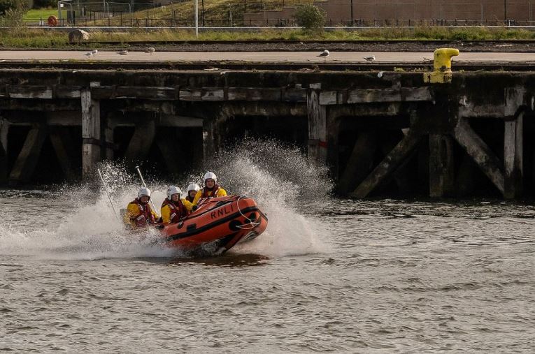 Lifeboat Crew Escorts Broken Down Fishing Vessel Into Workington Harbour