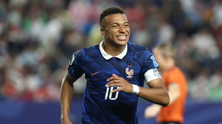 Mbappe Double Fires France Into World Cup Last 16 With Commanding Win Over Sweden