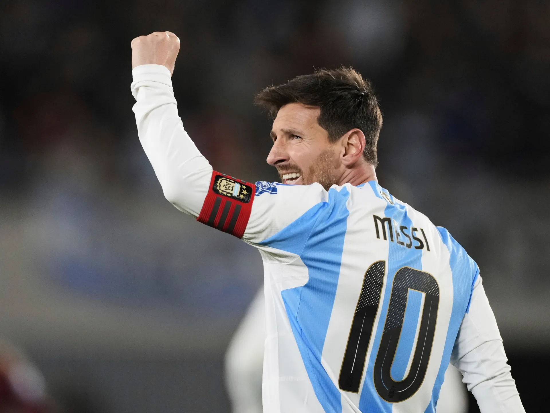 Messi Breaks More World Cup Records as Argentina March Into Knockout Stage