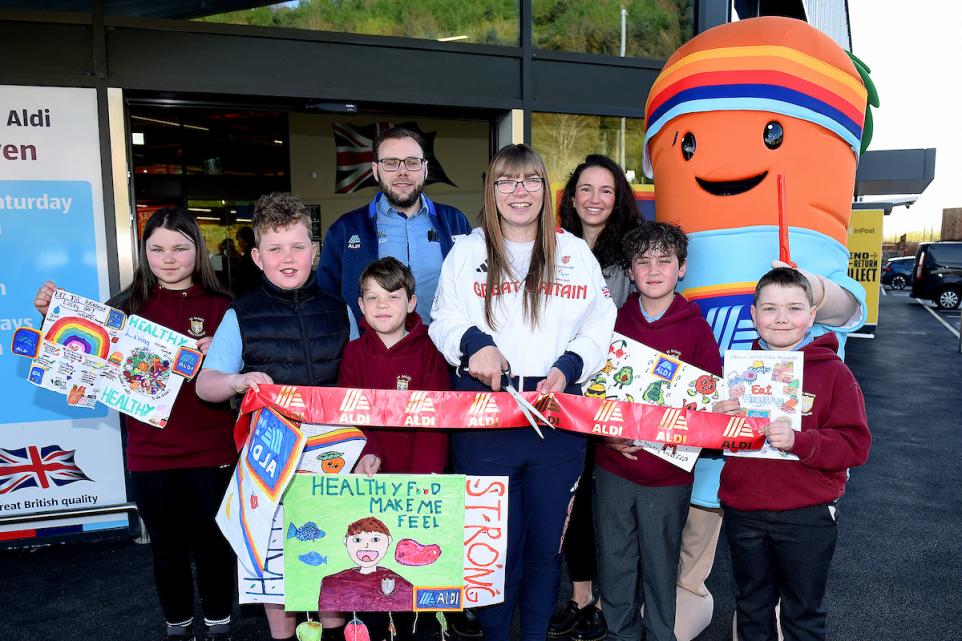 ParalympicsGB hero opens new Aldi on Preston Street Whitehaven