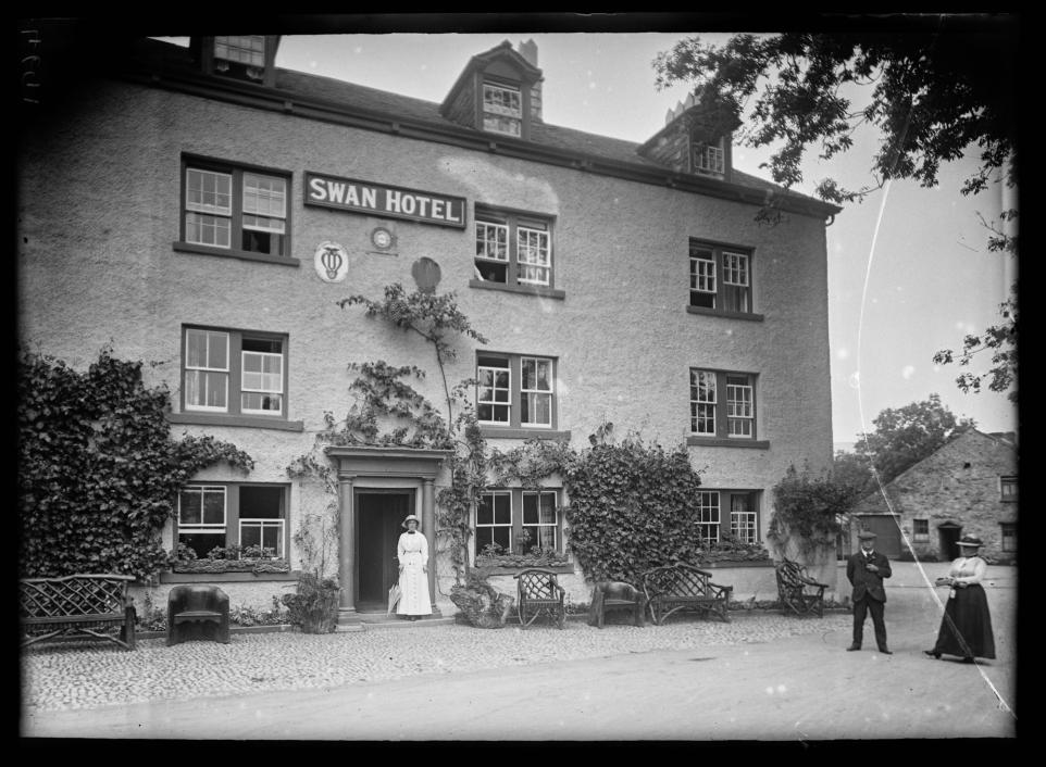 Rare Photos Reveal What The Lake District’s Swan Hotel Looked Like A Century Ago.