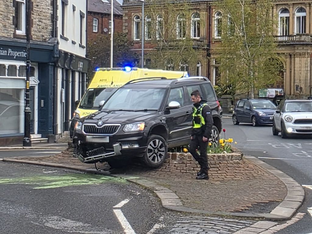 Skoda Yeti Leaves Road and Mounts Flowerbed in Penrith Incident
