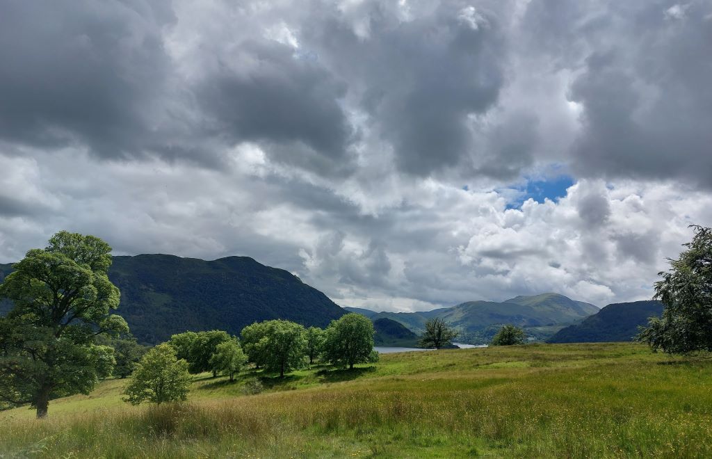 Thunderstorm Warning Issued for Cumbria as Severe Weather Threatens Travel
