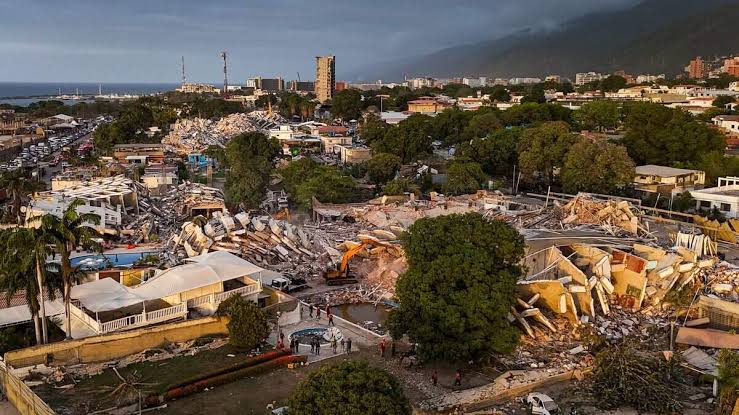 Venezuela Earthquake Death Toll Nears 2,300 as Hope of Finding More Survivors Fades
