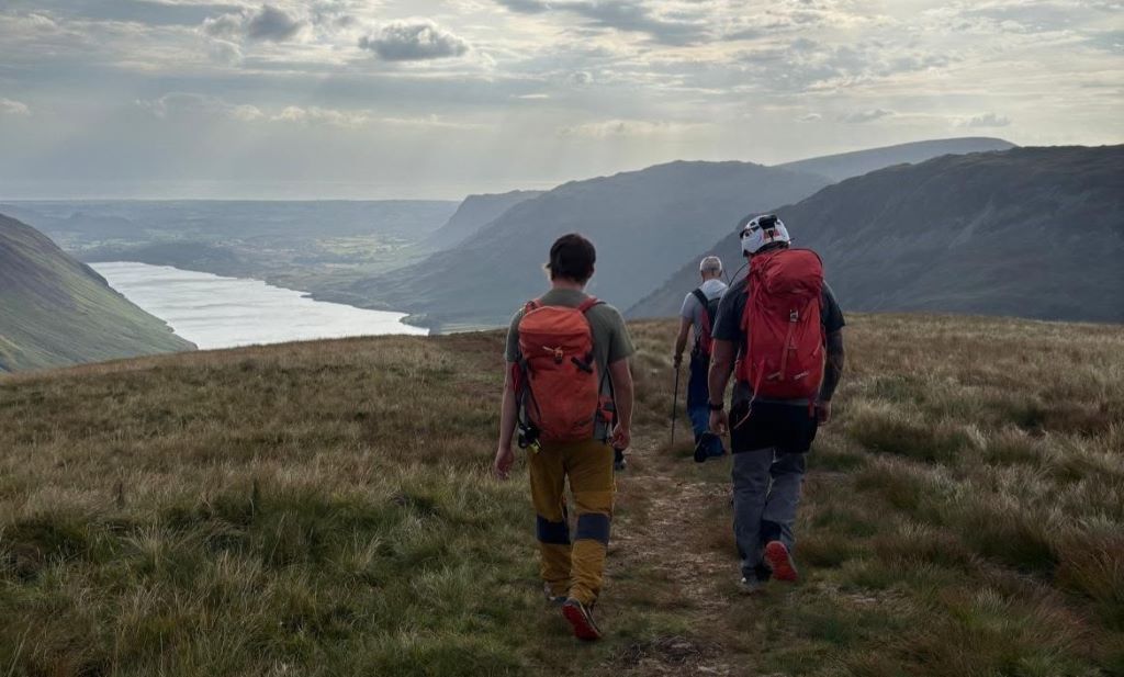 Walker Dies Near Lake District Summit Despite Rescue Efforts.
