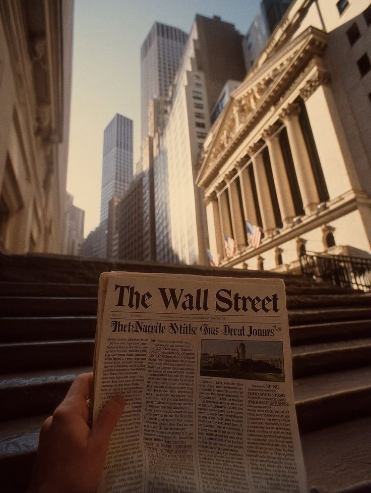 Wall Street Mixed As Investors Await Inflation Data And Major Bank Earnings